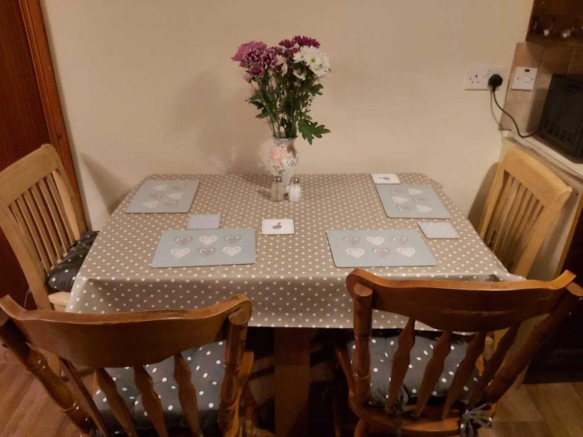 Lovely 2-Bed Cottage At The Foot Of The Mournes Нюри Екстериор снимка