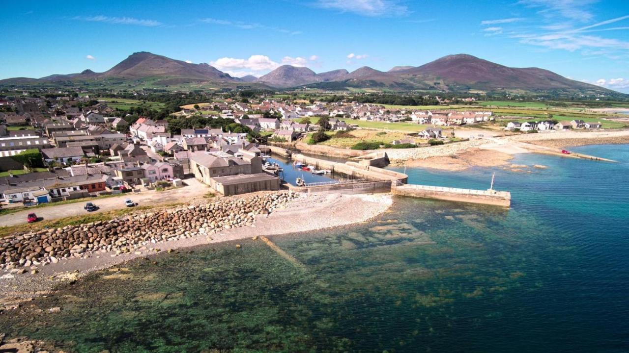 Lovely 2-Bed Cottage At The Foot Of The Mournes Нюри Екстериор снимка