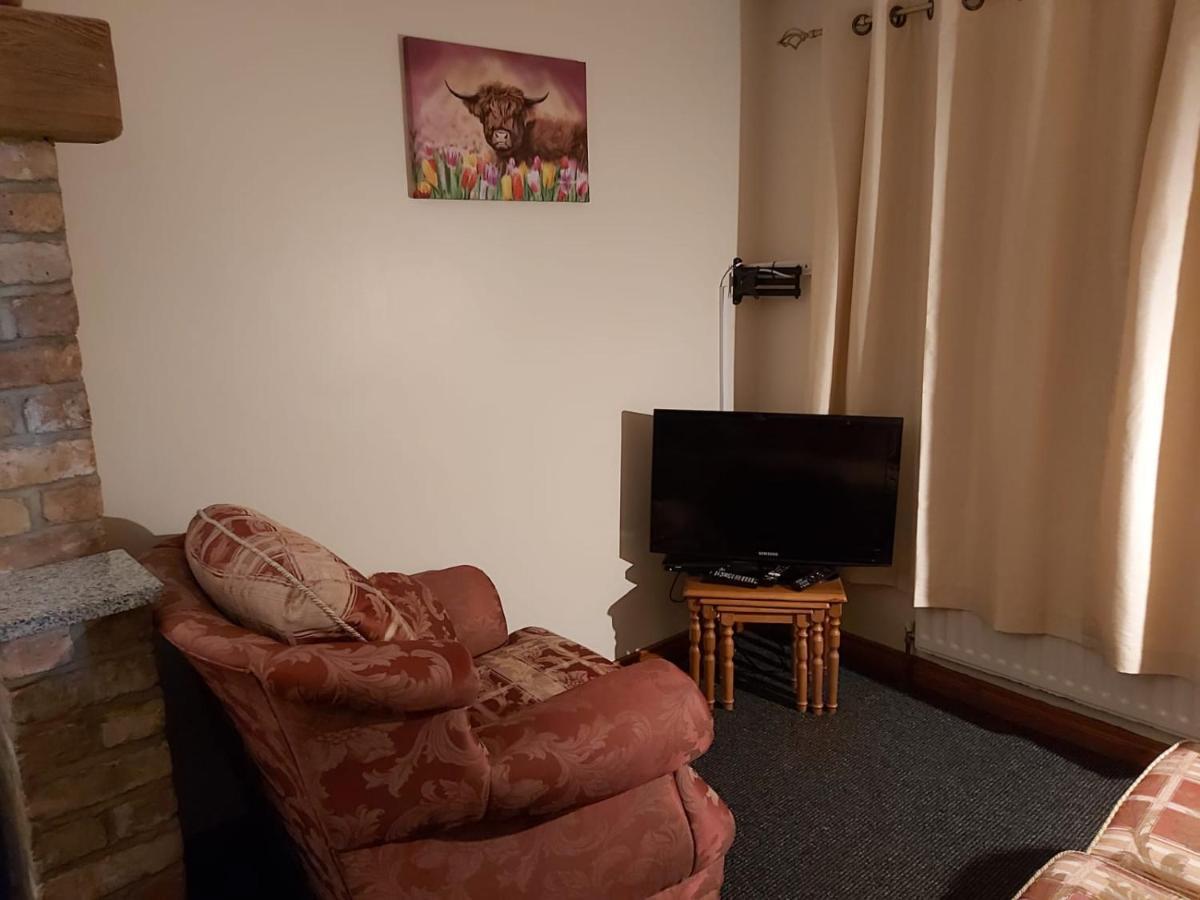 Lovely 2-Bed Cottage At The Foot Of The Mournes Нюри Екстериор снимка