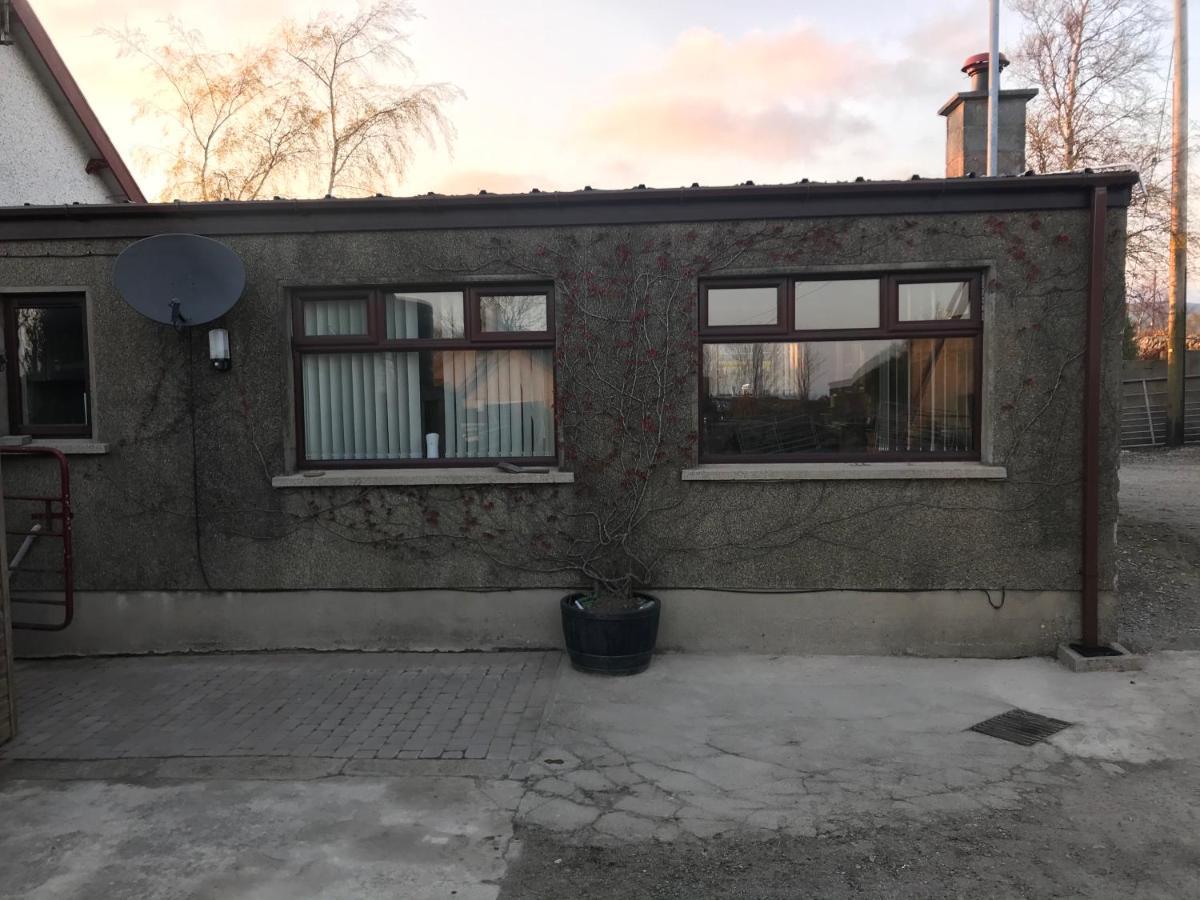 Lovely 2-Bed Cottage At The Foot Of The Mournes Нюри Екстериор снимка